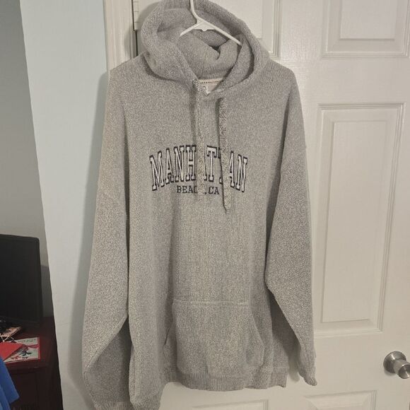 Pacifica Gray Graphic Pullover Hoodie - Picture 1 of 4